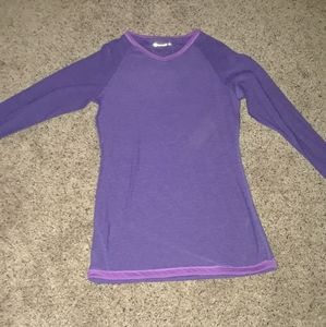Athletic long sleeve shirt